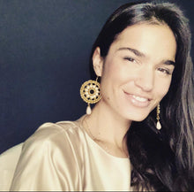 Load image into Gallery viewer, Earrings Statement