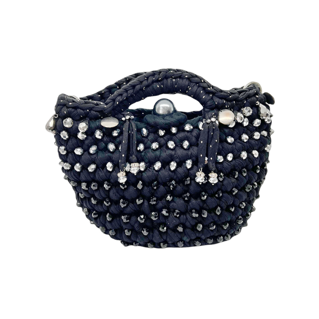 Magnetic Black